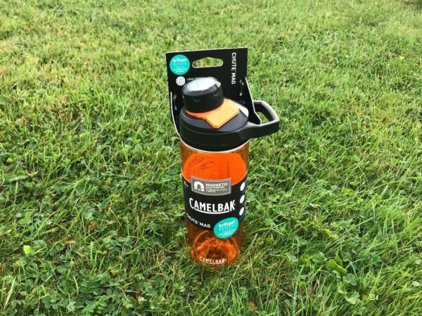 Camelbak-Chute-Mag-Lava-06l.jpg Chute Mag 0,6L Lava, Camelbak