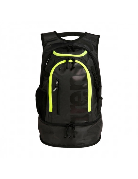 Fastpack 30 40l juoda.jpg