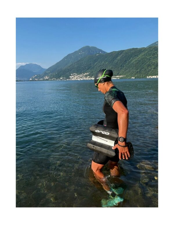 Swimrun pull buoy.jpg